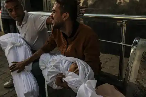 Imagen 1 de Un alto el fuego salpicado de ataques israelíes: más de 200 personas han muerto en Gaza desde el anuncio de tregua