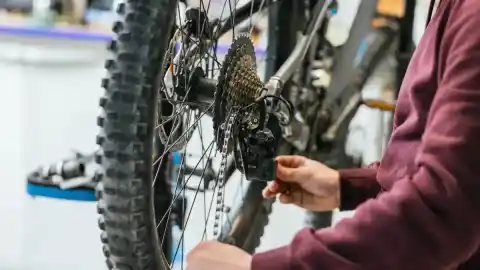 Imagen 1 de Un lubricante superventas en Amazon tiene el secreto para evitar que la cadena de tu bici eléctrica se oxide