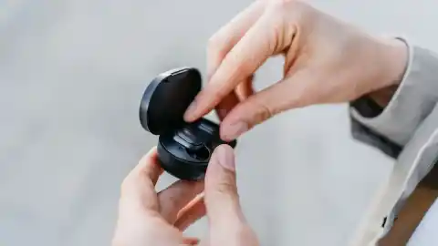 Imagen 1 de 7 auriculares inalámbricos con cancelación de ruido y batería de larga duración