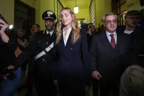 Imagen 1 de Chiara Ferragni acude por primera vez al tribunal como acusada de estafa agravada: “Es un momento difícil”