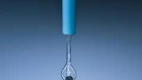 Imagen 1 de Un avance científico hace posible dirigir medicamentos dentro del cuerpo con microrobots