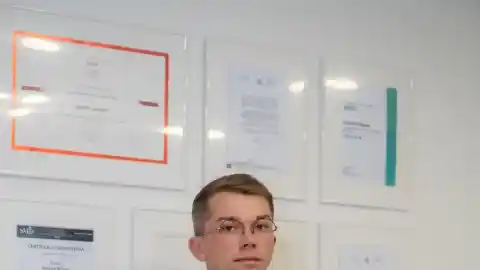 Imagen 1 de Dr. Dímas, experto en manchas solares: “El bronceado extremo no es sinónimo de belleza”