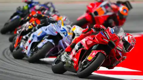 Imagen 1 de Expansión y un producto más VIP: el plan de Liberty para hacer de MotoGP otro 'Gran Circo'