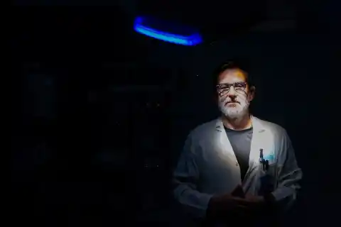 Imagen 1 de Julio Mayol, cirujano experto en IA: “No podemos seguir formando a los médicos con tecnologías del pasado”