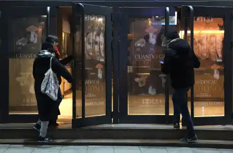 Imagen 1 de Una ciudad de puertas adentro: cine, arte y raíces flamencas para el fin de semana en Barcelona