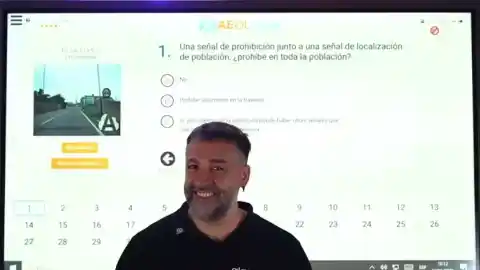 Imagen 1 de Carlos, profesor de autoescuela: "Si tengo prioridad paso, aunque venga una vieja"