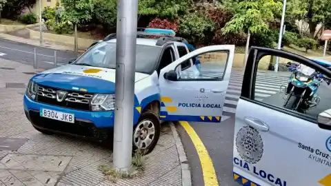 Imagen 1 de Muere una niña de 13 años tras precipitarse de un edificio abandonado en Tenerife