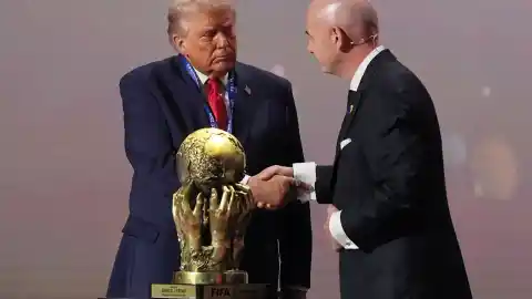 Imagen 1 de Donald Trump gana el premio FIFA de la paz: "Es uno de los grandes honores de mi vida"