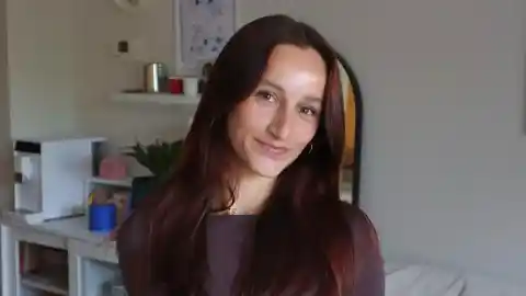 Imagen 1 de Almu Carrión, influencer de moda, revela el truco para saber si te estás comprando medias de buena calidad