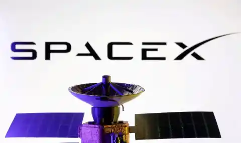 Imagen 1 de Elon Musk contraataca: SpaceX plantea una valoración de 800.000 millones de dólares, la mayor del mundo y por encima de OpenAI