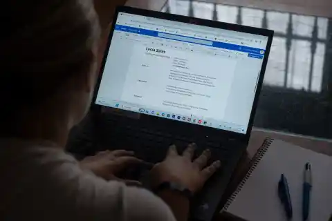 Imagen 1 de Jóvenes atrapados en la ficción del mérito