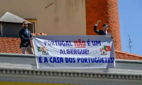 Imagen 1 de El rechazo a los brasileños avanza en Portugal: del estereotipo sexual a ofrecer dinero por su cabeza