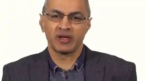 Imagen 1 de Naveed Sattar, médico experto en obesidad: "Los restaurantes deberían servir raciones más pequeñas a mujeres y personas bajitas"