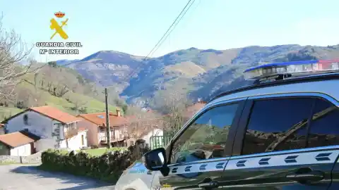 Imagen 1 de Hallan muerto al hombre que se atrincheró en su casa tras apuñalar a otro en San Esteban de la Litera