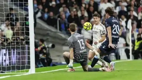 Imagen 1 de Pesadilla blanca antes de Navidad: el Madrid cae ante el Celta y el Barça es más líder