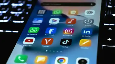 Imagen 1 de De TikTok a Instagram, “gasta como inversor” seduce a jóvenes sin inversiones