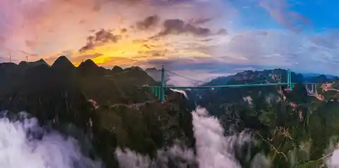 Imagen 1 de El puente más alto, una pirámide escondida en Escocia y otras pistas que animan a un viaje