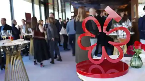 Imagen 1 de La Guía Michelin amplía su experiencia en recomendaciones e introduce una nueva distinción en el mundo del vino