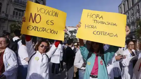 Imagen 1 de Los médicos reclaman el estatuto propio y mejoras económicas al Gobierno de Ayuso