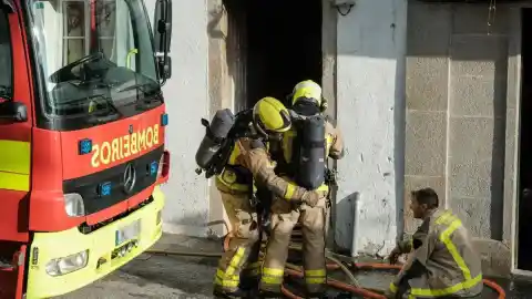 Imagen 1 de Una mujer muerta y cinco afectados en un incendio en una vivienda de Lugo
