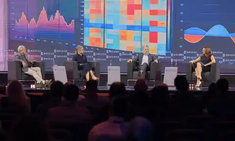 Imagen 1 de Ejecutivos de la industria mediática global debaten en Abu Dabi sobre el futuro del sector: “La clave está en ser esencial para el público”