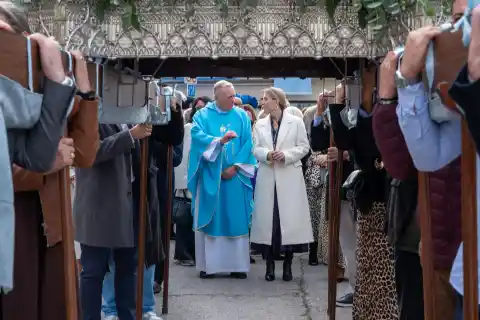 Imagen 1 de María Guardiola se resiste a aclarar qué hará con Vox: otro capítulo de su relación en zigzag con la ultraderecha