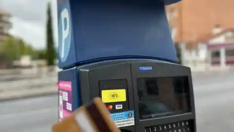 Imagen 1 de Majadahonda bonifica el aparcamiento en zona azul con hasta 30 minutos gratis a partir de enero de 2026