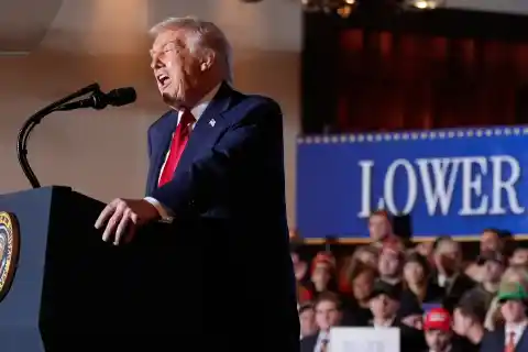 Imagen 1 de Trump promueve su política económica y asegura que el alto coste de la vida “es un bulo”