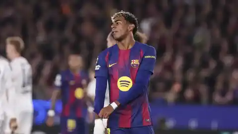 Imagen 1 de El enfado de Yamal tras ser sustituido: "Necesitamos piernas frescas"