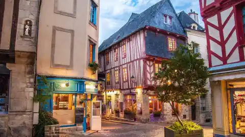 Imagen 1 de El secreto medieval de Bretaña: uno de los cascos históricos mejor conservados de Europa