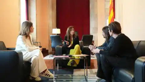 Imagen 1 de Govern, ERC y Comuns constituyen un grupo de trabajo para avanzar en la gratuidad de la educación