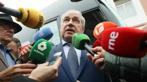 Imagen 1 de Dimite el presidente de la Diputación de Lugo, José Tomé, después de las denuncias de acoso sexual