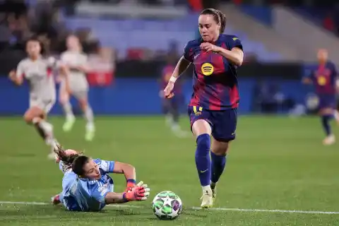 Imagen 1 de El Barcelona no busca excusas, acaba con el Benfica y encarrila su pase a cuartos de la Champions femenina