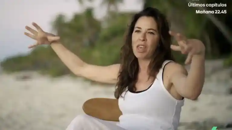 Imagen 1 de Mamen Mendizábal recuerda el horror que pasó en su viaje a Malasia: "El barco se inundó, el motor se detuvo..."