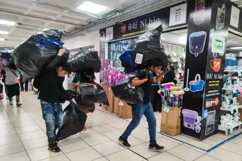 Imagen 1 de El Congreso aprueba el muro arancelario de Sheinbaum dedicado a China