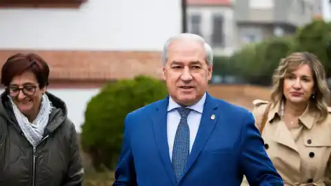 Imagen 1 de La caída de Tomé por denuncias de acoso sexual golpea al debilitado socialismo gallego