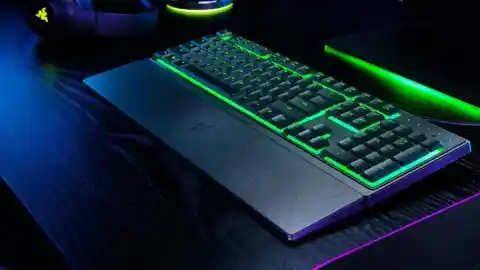 Imagen 1 de Amigo invisible: 3 regalos ‘tech’ para quedar como un rey por menos de 40 euros