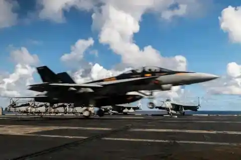 Imagen 1 de La Cámara de Representantes de Estados Unidos aprueba un presupuesto de Defensa de 900.000 millones de dólares