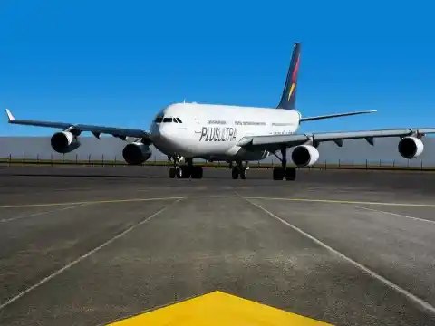 Imagen 1 de La UDEF registra la sede de la aerolínea Plus Ultra