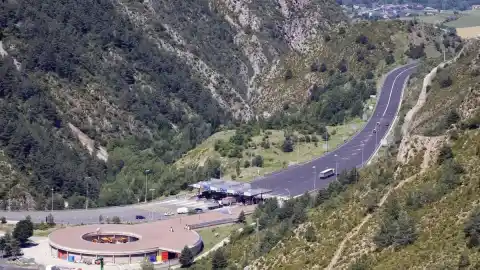 Imagen 1 de Abertis se hace con el 100% de los túneles del Cadí y Vallvidrera