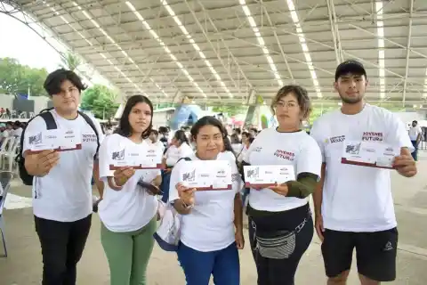 Imagen 1 de El aumento del salario mínimo elevará el apoyo de Jóvenes Construyendo el Futuro a 9.582 pesos en 2026