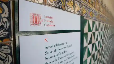 Imagen 1 de Cese fulminante de la dirección de la Associació de Sociología por su vinculación con el catedrático investigado por la UB