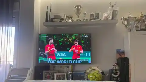 Imagen 1 de El recado de Ikea a Carlos Alcaraz al ver dónde coloca sus trofeos en casa: "Vamos a tener que enviarte otra estantería..."