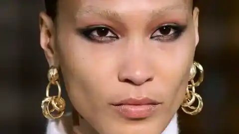 Imagen 1 de El ancestral delineado árabe, conocido como Kohl, inscrito como Patrimonio por la Unesco