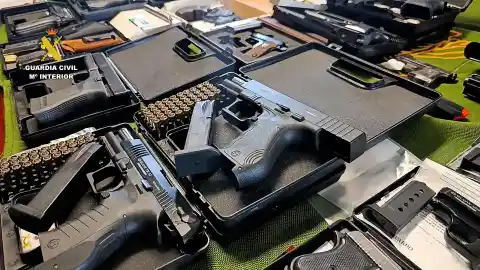 Imagen 1 de Desarticulada una red criminal dedicada al tráfico de armas