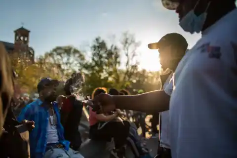 Imagen 1 de Trump se acerca a la reclasificación de la marihuana