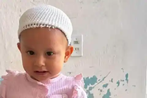 Imagen 1 de Vuelve a casa la bebé de 2 años salvada por su abuela durante la explosión de la pipa en Iztapalapa