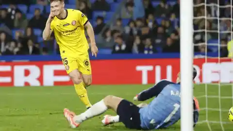 Imagen 1 de Un doblete de Tsygankov da la primera victoria fuera de casa al Girona