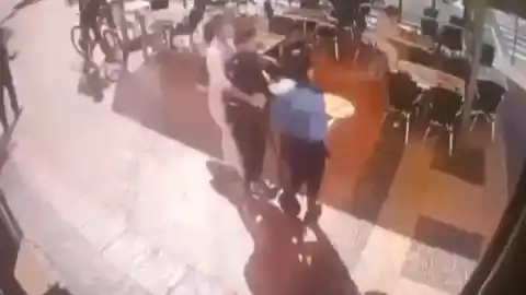 Imagen 1 de El Virgen del Rocío en Sevilla confirma que atienden a dos personas al día por accidentes de patinete