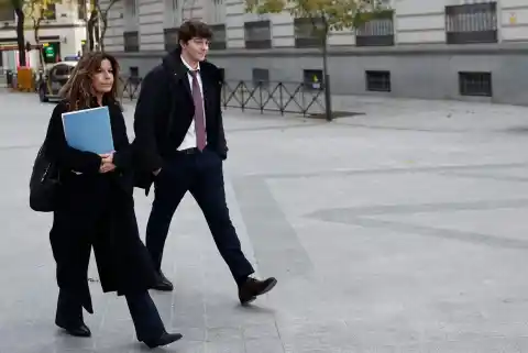 Imagen 1 de Última hora de la actualidad política, en directo | El juez interroga a Leire Díez, al expresidente de SEPI y al considerado socio de Cerdán